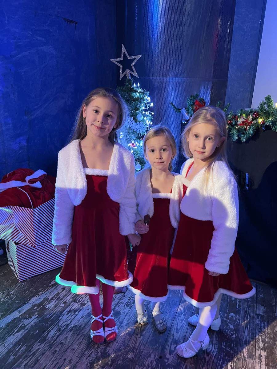 UKR Tanzgruppe Weihnachtsfest 2023